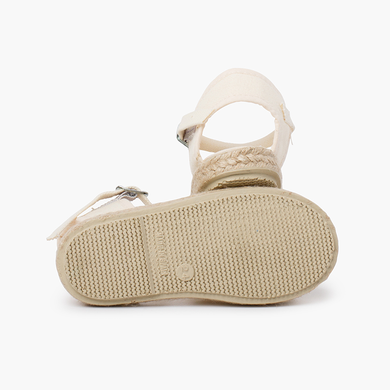 gallerys/62db3ff923856/0419_CRUDO (3).jpg